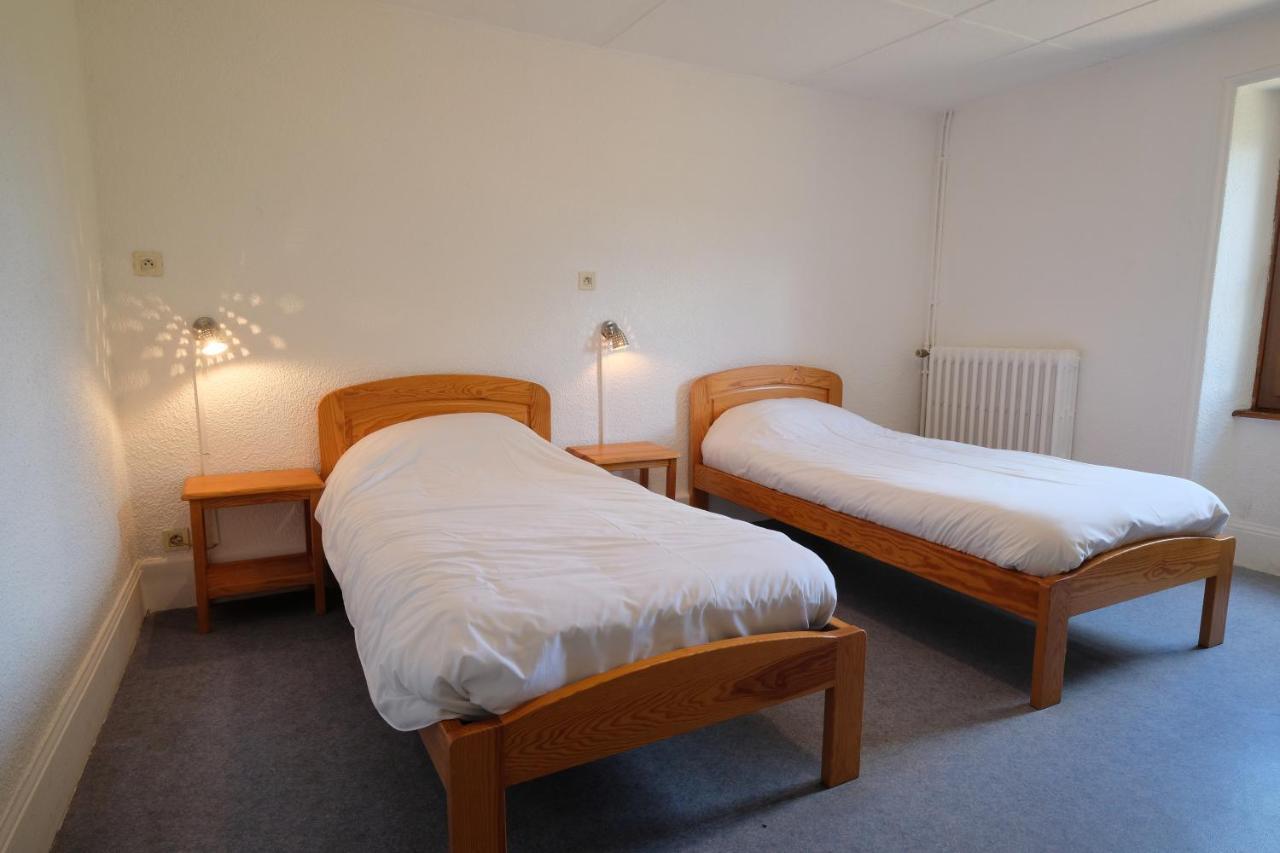 Les Quatre Vents Otel Courpiere Dış mekan fotoğraf